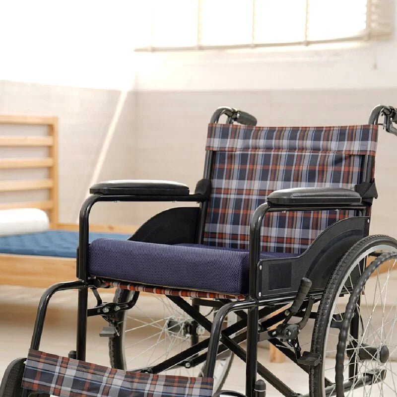 QSHION 透氣楔形坐墊